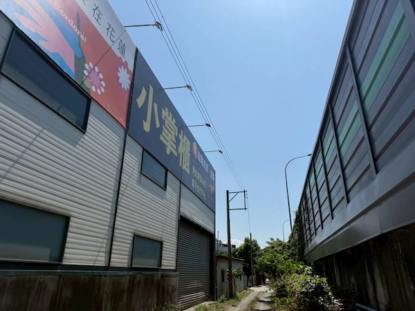 高速公路T霸廣告安裝實況 2